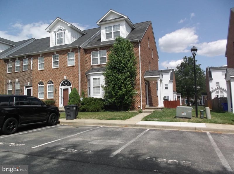 9906 Robstown Pl, Waldorf, MD 20603