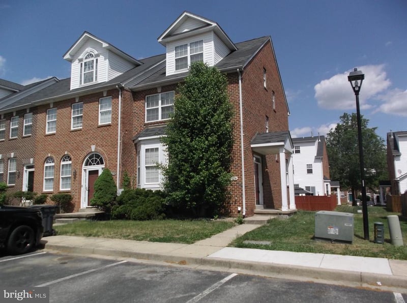 9906 Robstown Pl, Waldorf, MD 20603