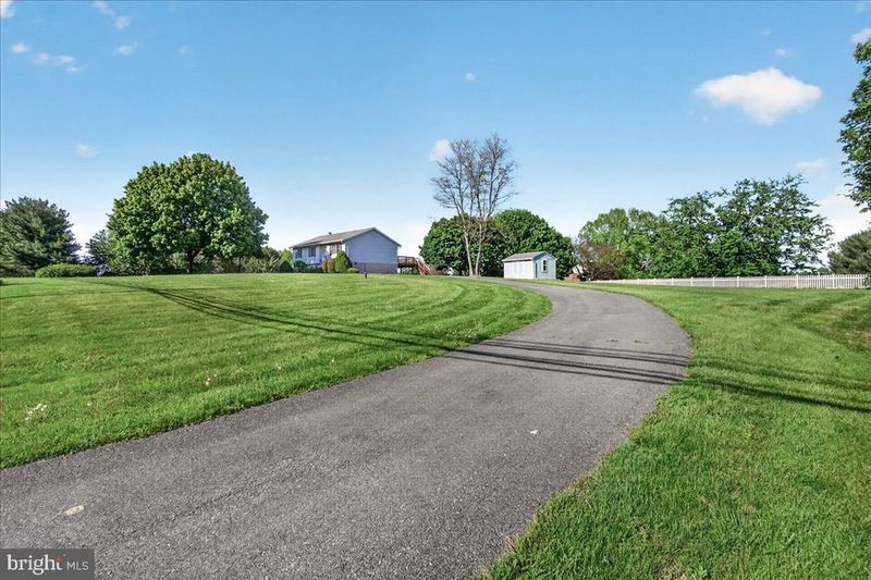 4715 Green Valley Rd, Monrovia, MD 21770