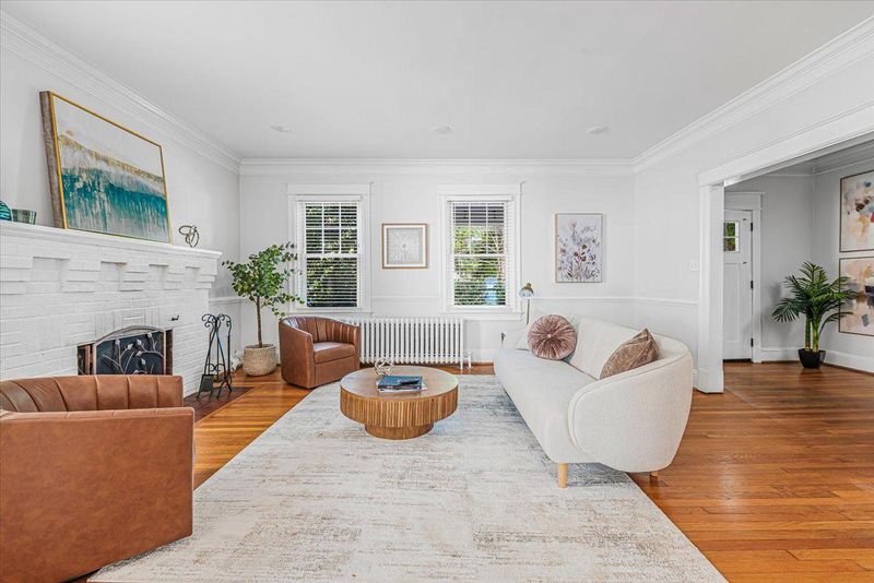 3834 Mckinley St NW, Washington, DC 20015