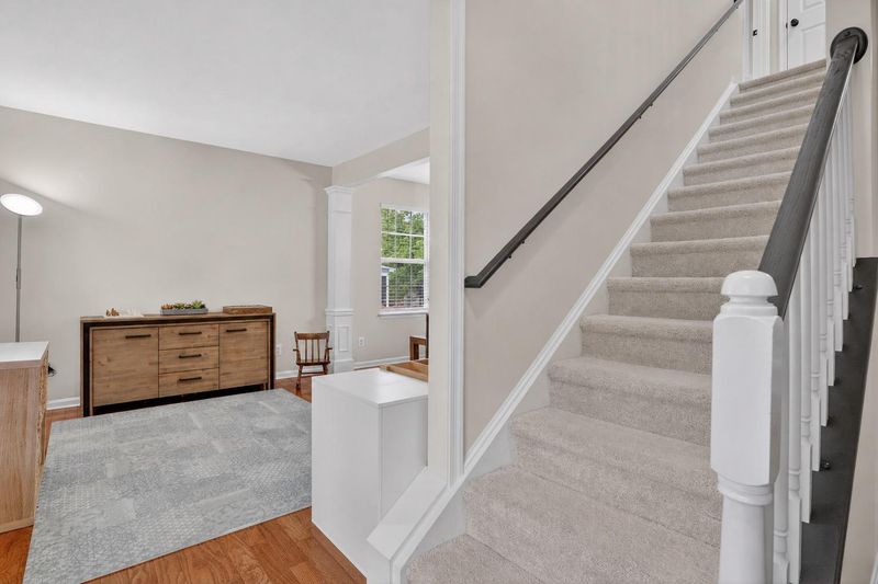 15001 Pansy Ct, Woodbridge, VA 22193
