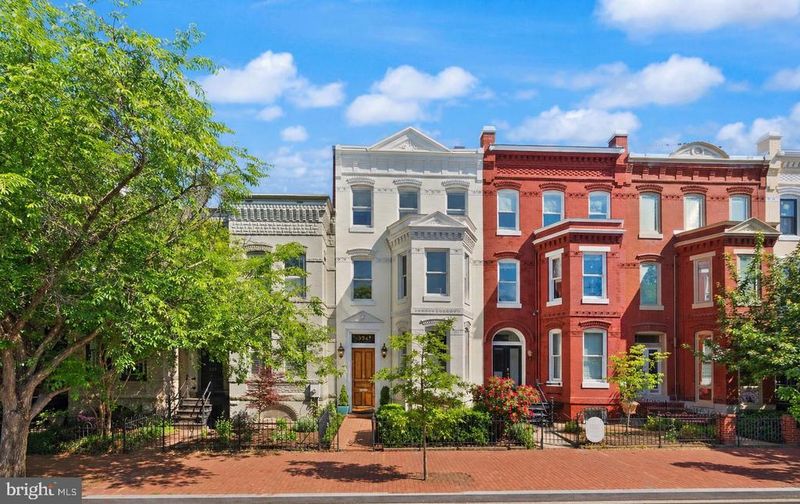 324 E St NE, Washington, DC 20002