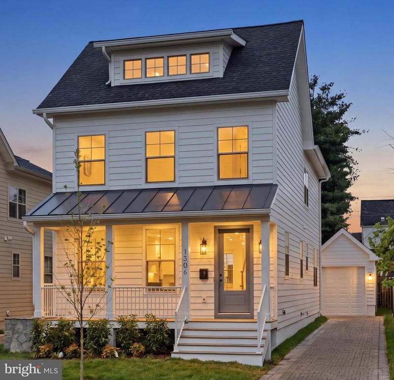 1306 S Poe St, Arlington, VA 22204