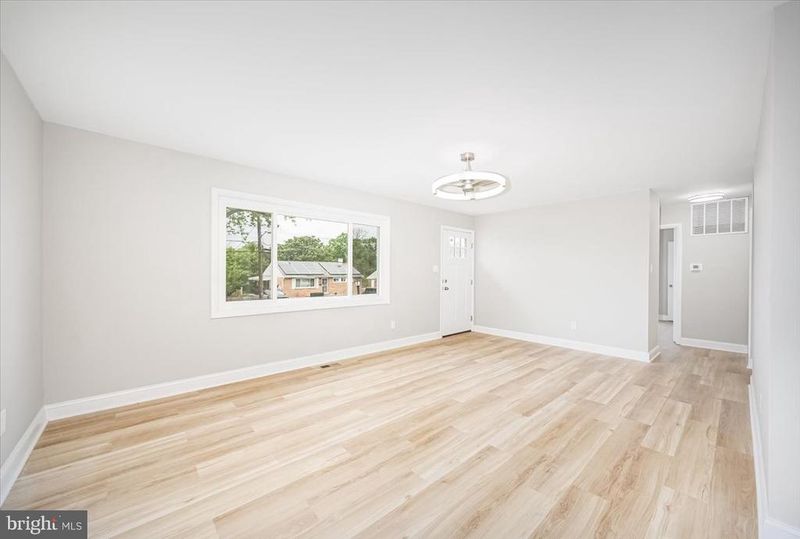 4865 66th Ave, Hyattsville, MD 20784