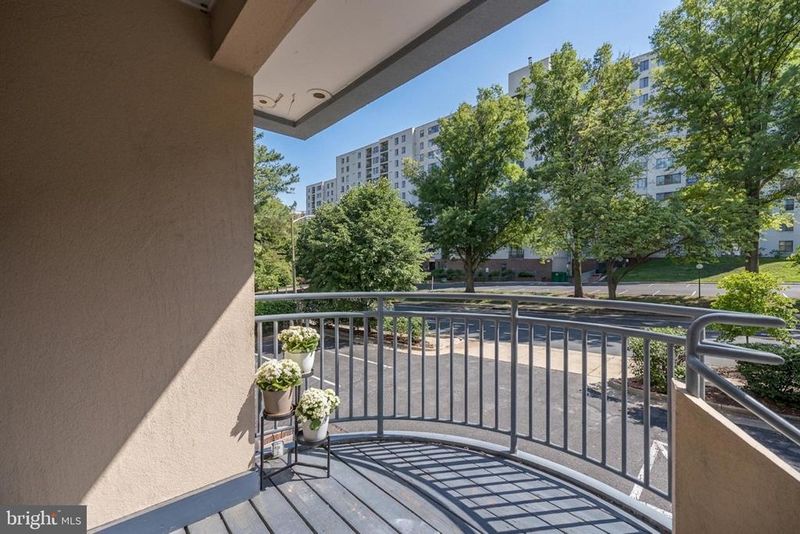 6327 Stevenson Ave #D, Alexandria, VA 22304