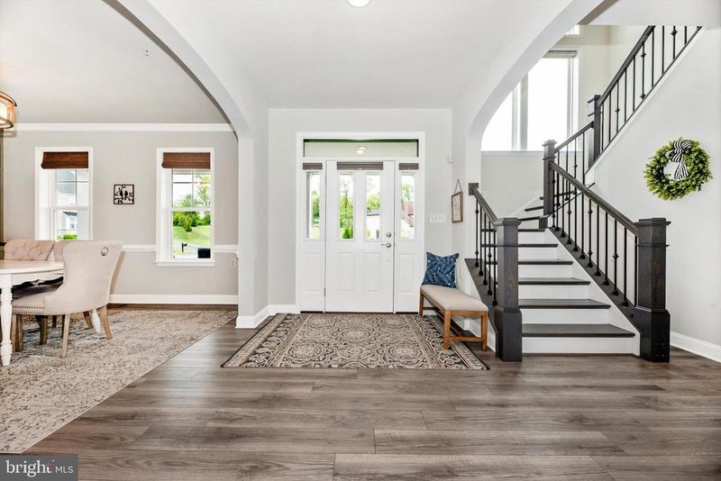 10377 Springside Ter, Ijamsville, MD 21754