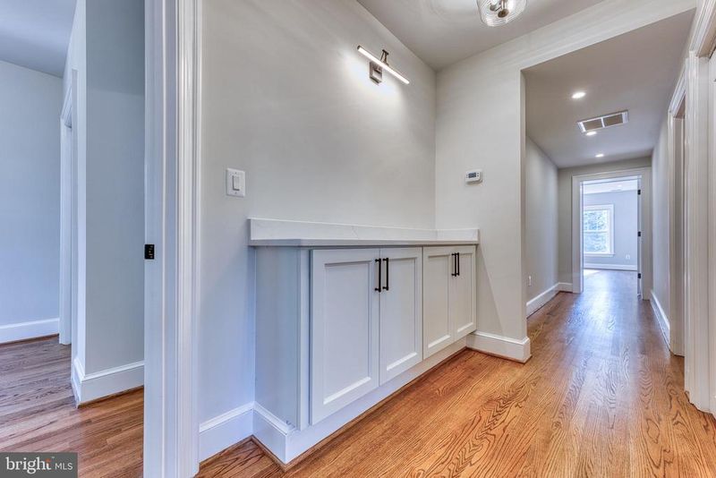 1307 22nd St S, Arlington, VA 22202