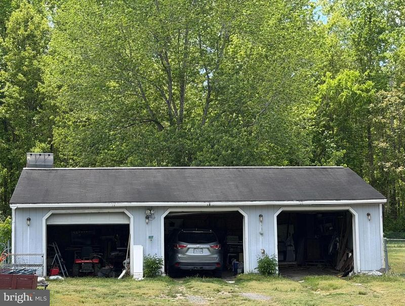 9804 Mohawk Dr, King George, VA 22485