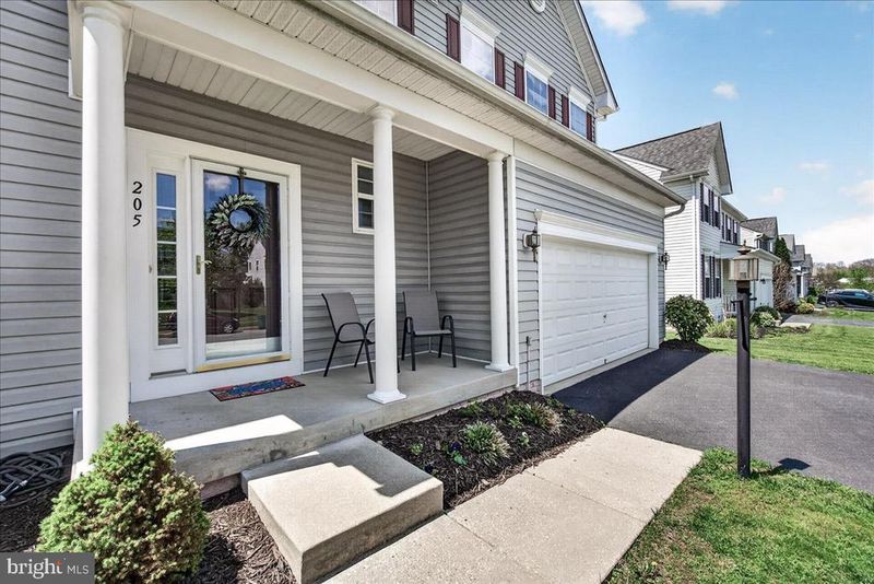 205 Solar Dr, Walkersville, MD 21793