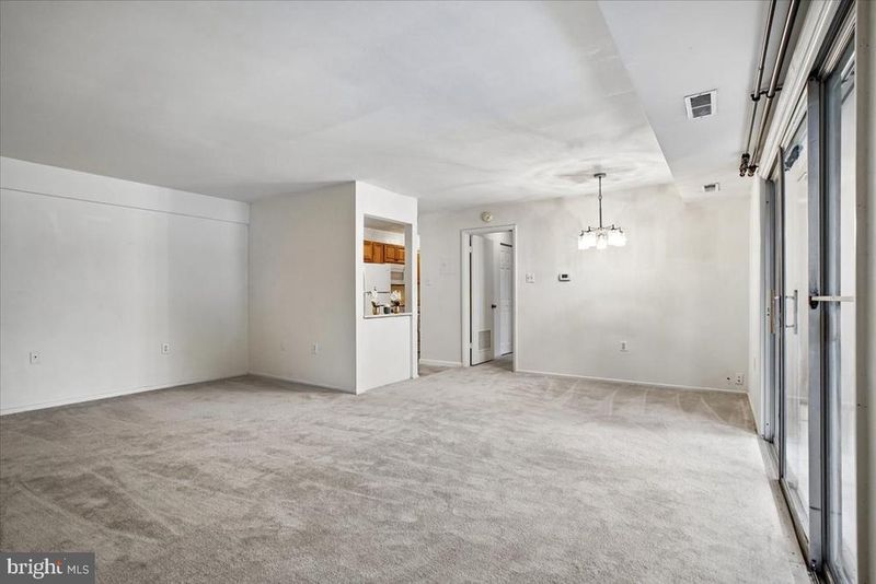 204 Park Terrace Ct SE #25, Vienna, VA 22180