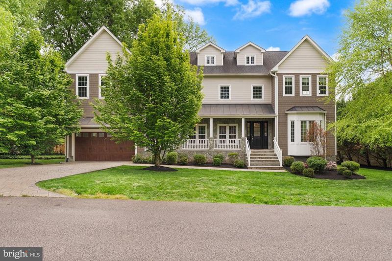 5125 Remington Dr, Alexandria, VA 22309