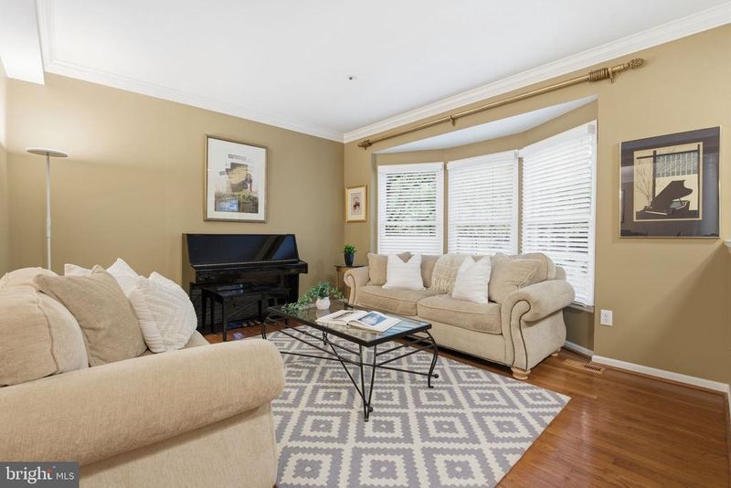 12634 Granite Ridge Dr, North Potomac, MD 20878