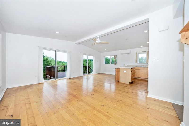 9930 Woodsboro Rd, Woodsboro, MD 21798