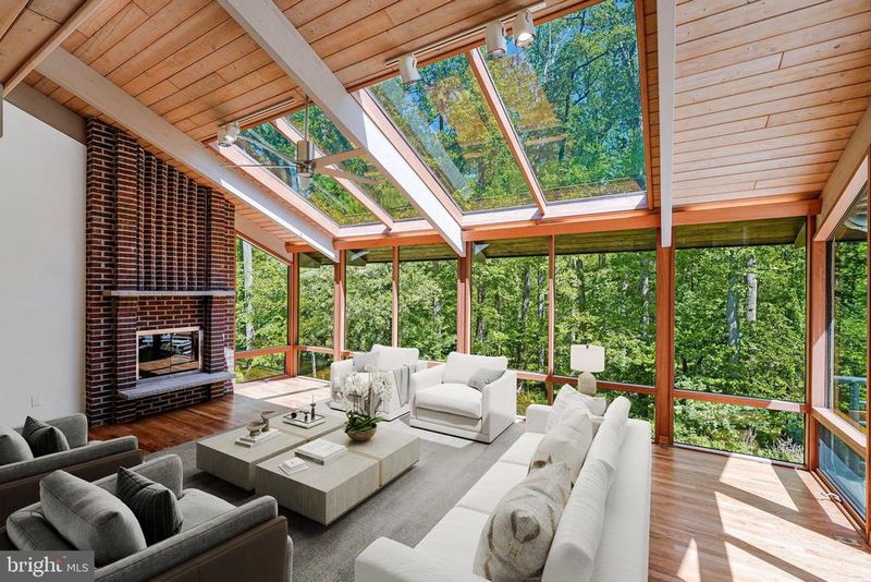 8620 Polk St, Mclean, VA 22102
