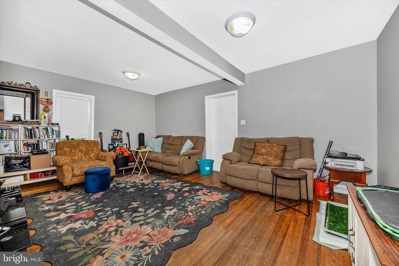 201 N Maple Ave, Brunswick, MD 21716