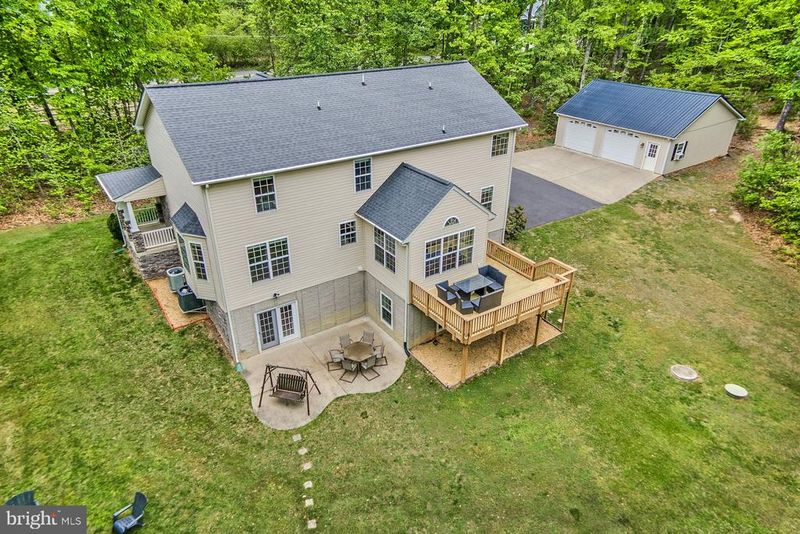 275 Cropp Rd, Fredericksburg, VA 22406