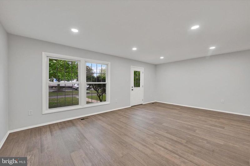15308 Annapolis Rd, Bowie, MD 20715