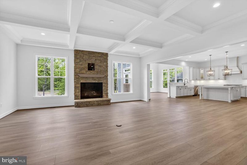 242 Colebrook Rd, Fredericksburg, VA 22405