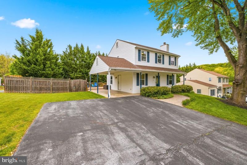 21 Nickelby Ct, Damascus, MD 20872