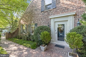 4423 Boxwood Rd, Bethesda, MD 20816