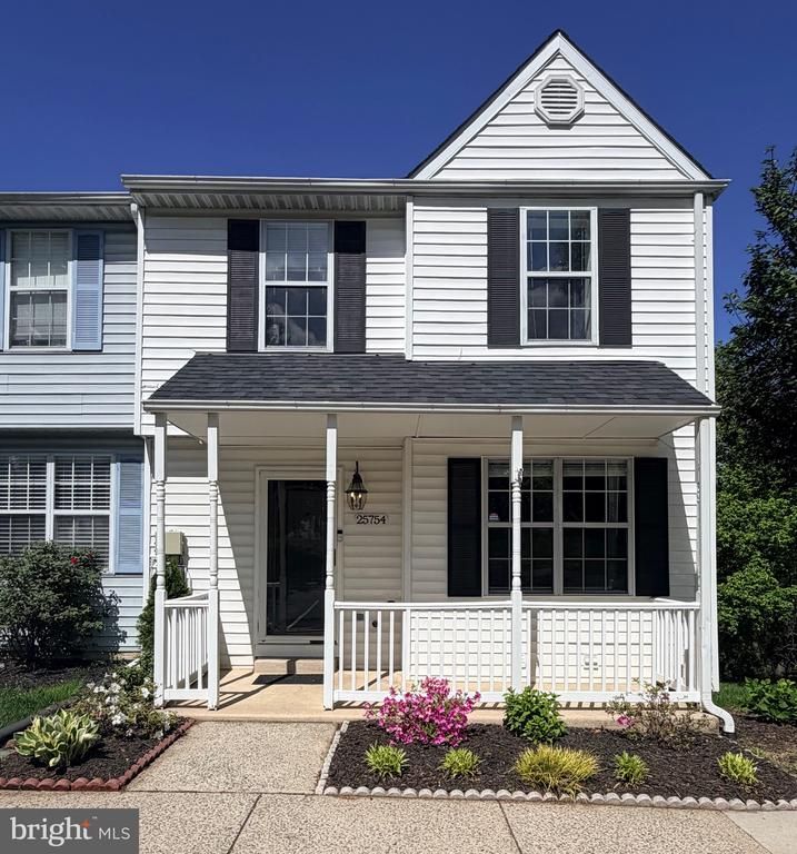 25754 Woodfield Rd, Damascus, MD 20872
