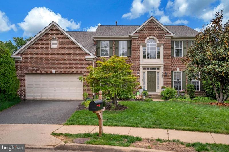 3625 Drews Ct, Alexandria, VA 22309