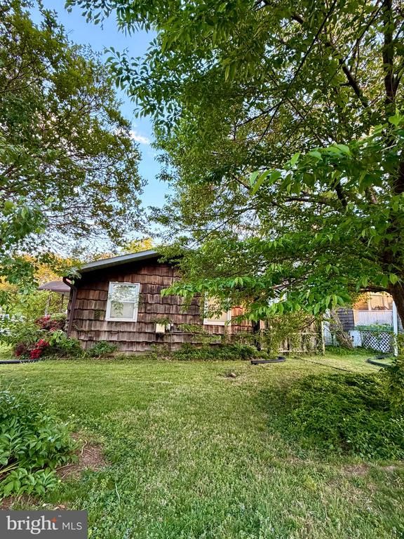 1720 N Bryan St, Arlington, VA 22201