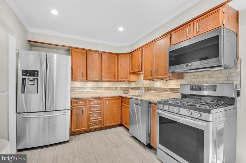 6617 13th Pl NW, Washington, DC 20012