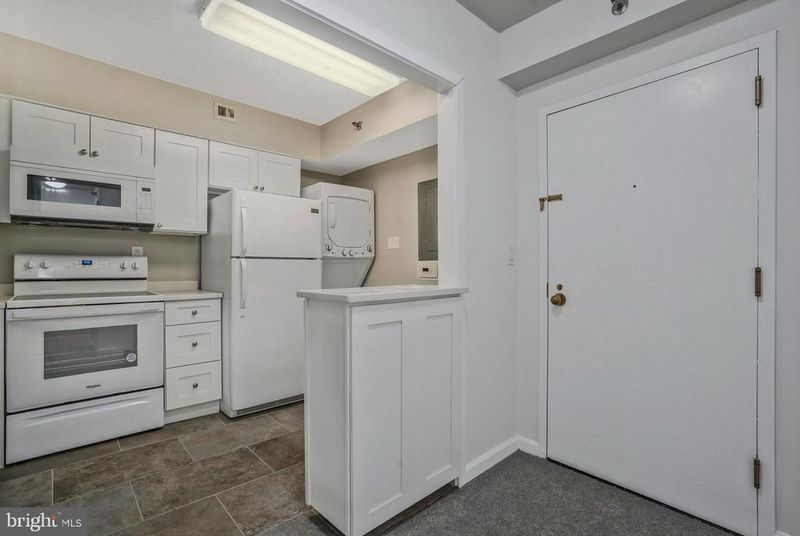 1805 Crystal Dr #515S, Arlington, VA 22202