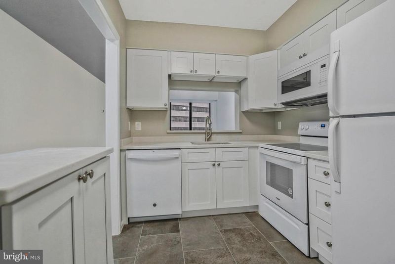 1805 Crystal Dr #515S, Arlington, VA 22202