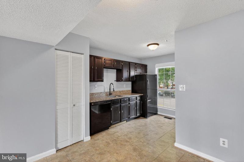 1062 Karen Blvd, Capitol Heights, MD 20743