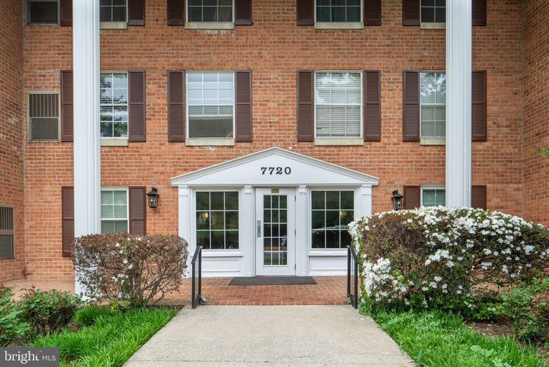 7720 Tremayne Pl #111, Mclean, VA 22102