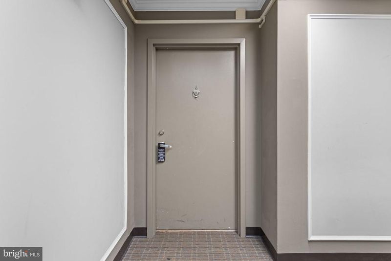 7720 Tremayne Pl #111, Mclean, VA 22102