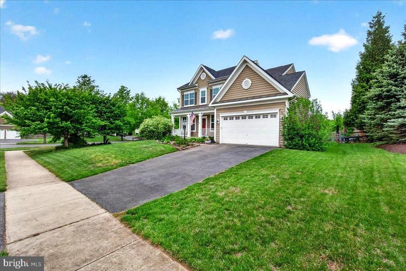 18017 Bliss Dr, Poolesville, MD 20837