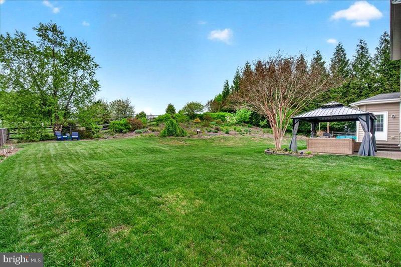 18017 Bliss Dr, Poolesville, MD 20837