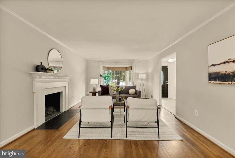 7416 Eldorado St, Mclean, VA 22102