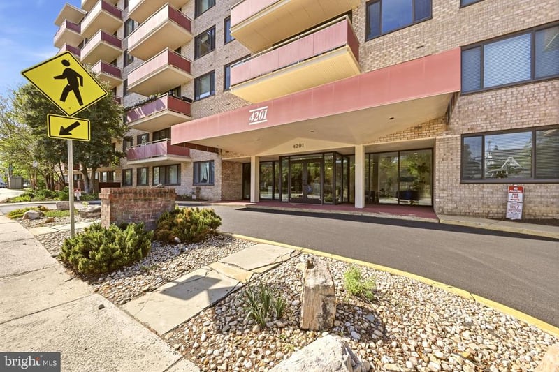 4201 Cherry Hill Rd #503, Arlington, VA 22207