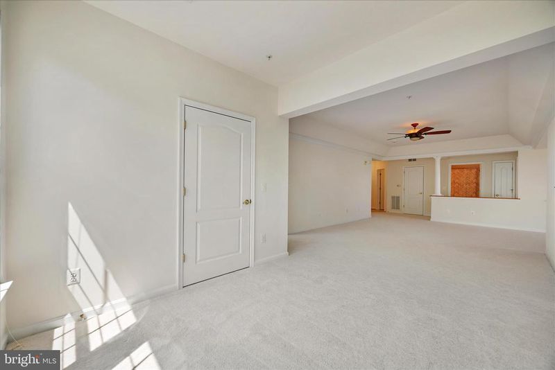 7335 Brookview Rd #306, Elkridge, MD 21075