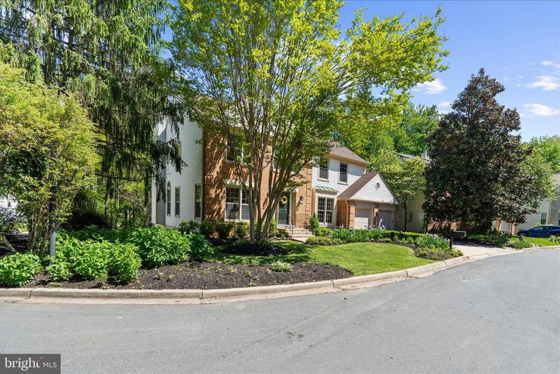 13241 Osterport Dr, Silver Spring, MD 20906