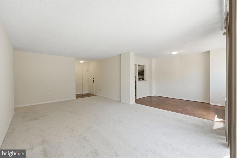 2059 Huntington Ave #114, Alexandria, VA 22303