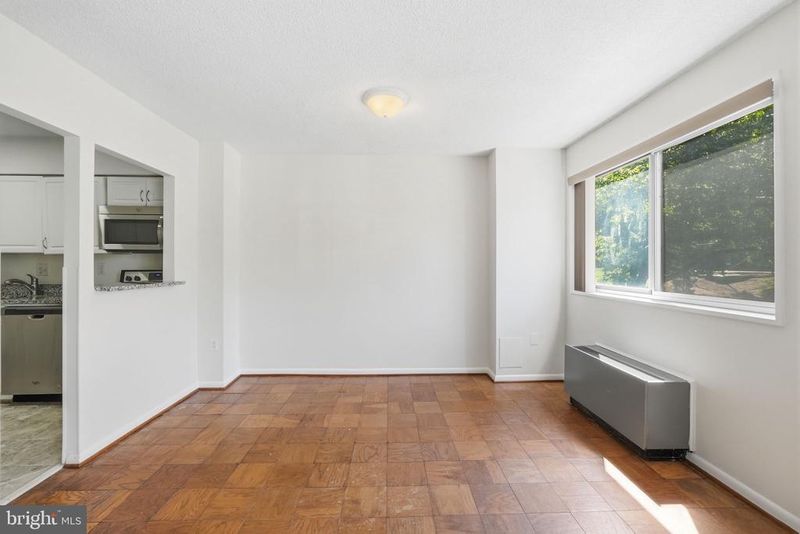 2059 Huntington Ave #114, Alexandria, VA 22303