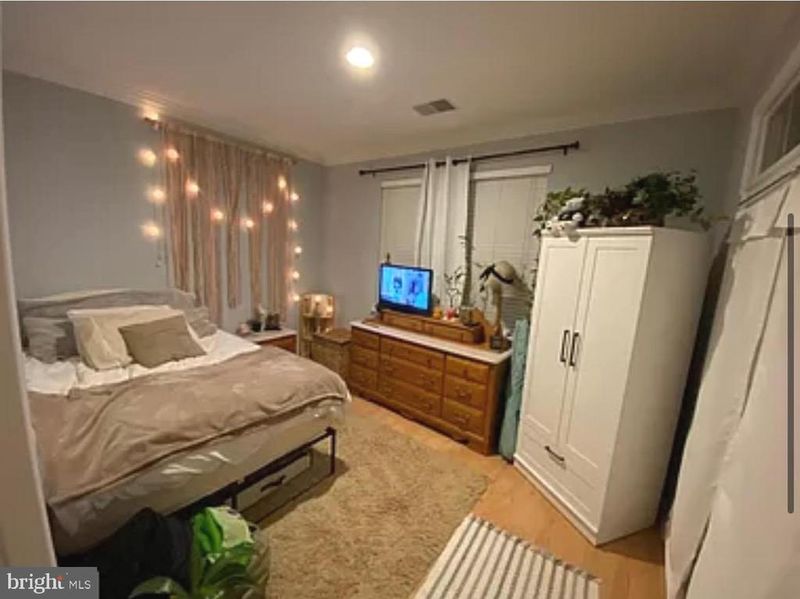12660 Heron Ridge Dr, Fairfax, VA 22030