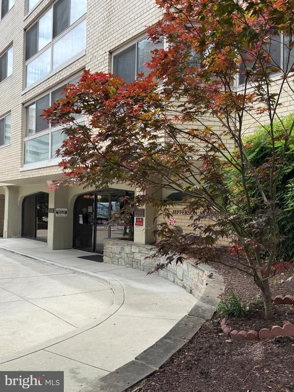 922 24th St NW #505, Washington, DC 20037