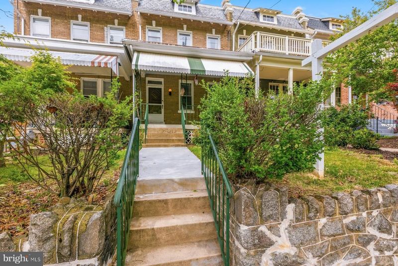 5226 7th St NW, Washington, DC 20011
