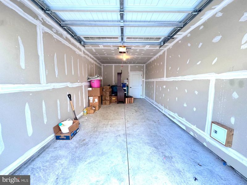 3422 Angelica Way #203, Frederick, MD 21704