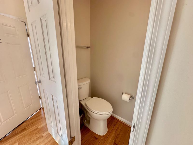 3006 Heritage Springs Ct, Alexandria, VA 22306