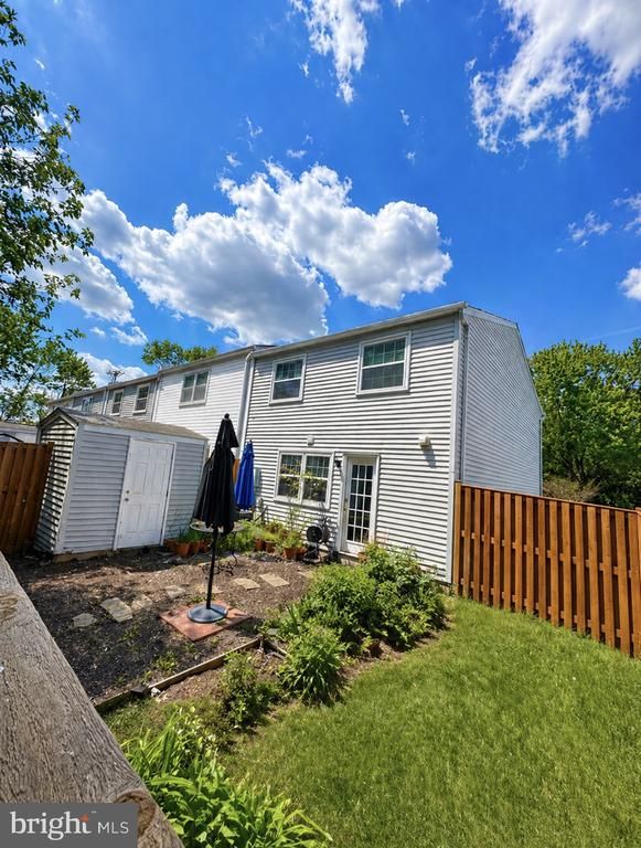 7021 Bryant Towne Ct, Alexandria, VA 22306