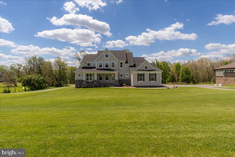 7172 Meadowbrooke Dr, Frederick, MD 21702