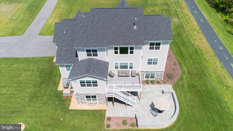 7172 Meadowbrooke Dr, Frederick, MD 21702