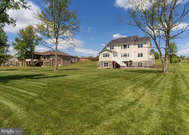 7172 Meadowbrooke Dr, Frederick, MD 21702